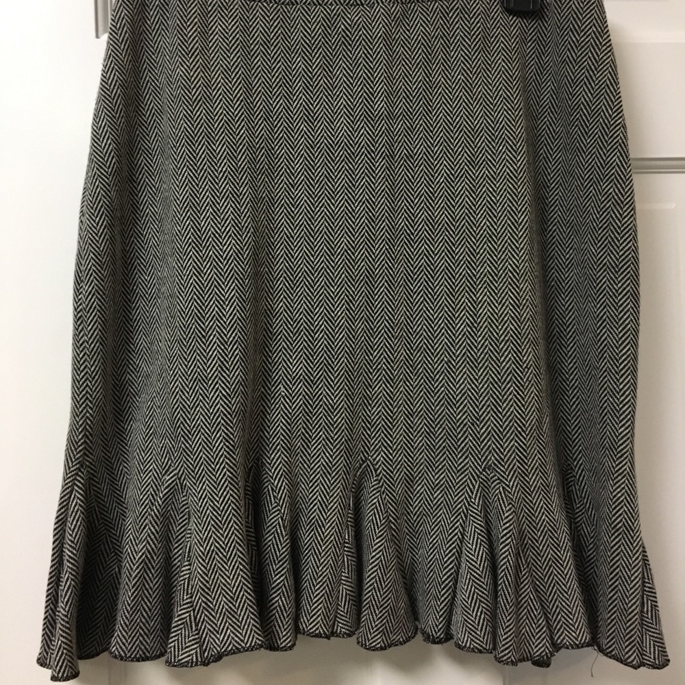 White House black market tweed skirt